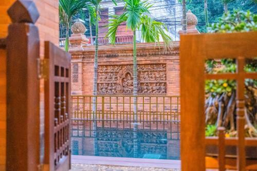 Phor Liang Meun Terracotta Arts Hotel
