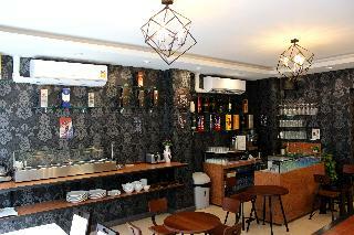 Hotel V One Pride Sukhumvit 22