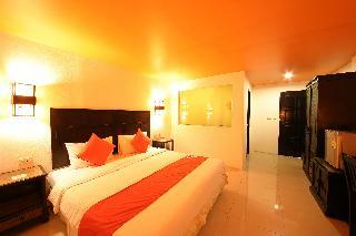 Hotel Oyo 126 Patong Station House