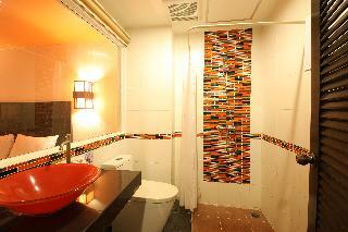 Hotel Oyo 126 Patong Station House