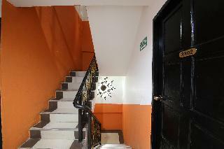 Hotel Oyo 126 Patong Station House
