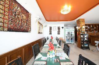 Hotel Oyo 126 Patong Station House