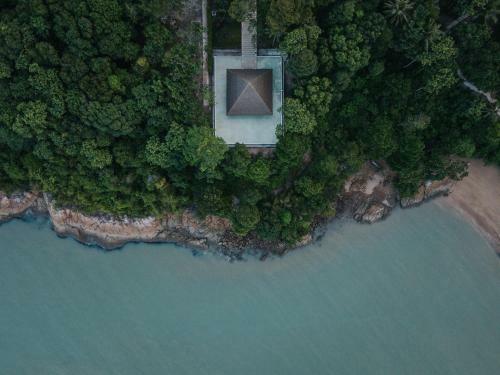 Hotel Island Escape By Burasari