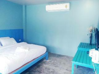 100 Boutique Hotel