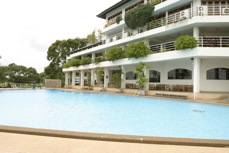 Hotel Hinsuay Namsai Resort