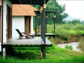Hotel Manee Dheva Resort & Spa