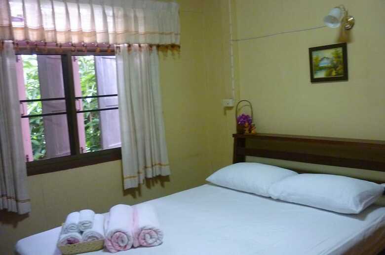 Hostal Baan Maihorm Guesthouse