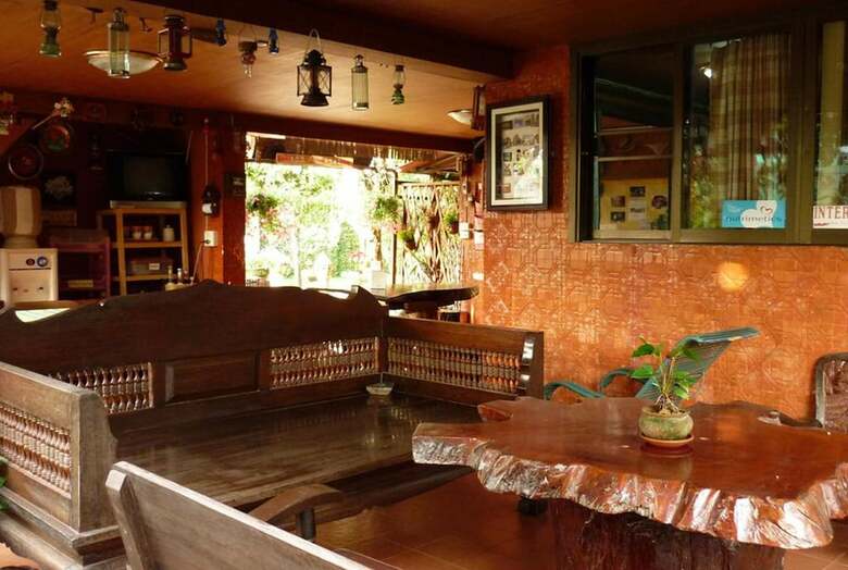 Hostal Baan Maihorm Guesthouse