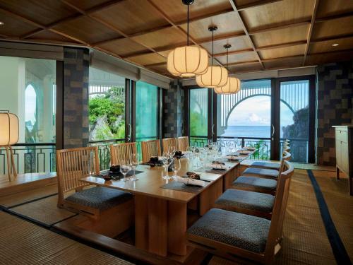 Hotel Perle D'orient Cat Ba - Mgallery