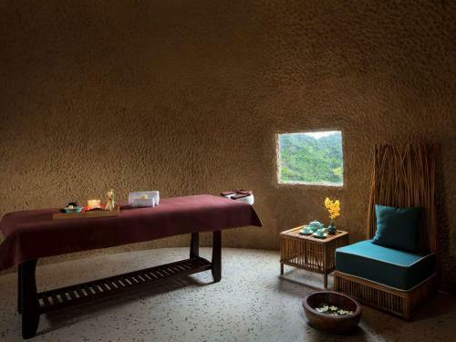 Hotel Perle D'orient Cat Ba - Mgallery