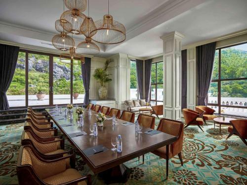 Hotel Perle D'orient Cat Ba - Mgallery
