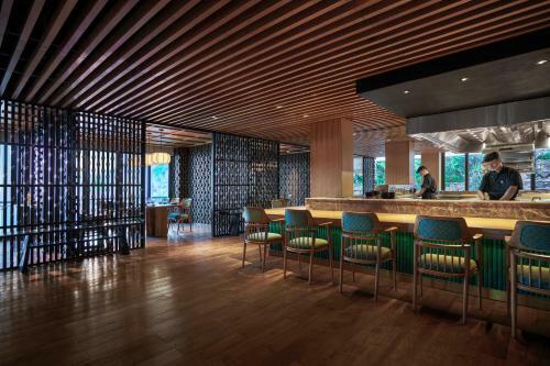 Hotel Perle D'orient Cat Ba - Mgallery