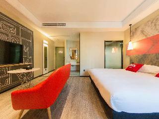 Ibis Hefei Pedestrian Street Hot
