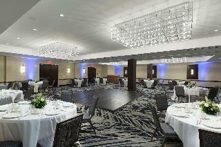 Hotel Doubletree By Hilton Jamestown
