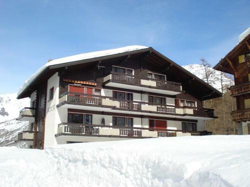 Apartamentos Haus Amor