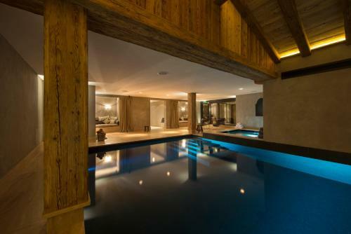 Hotel La Cord�e Des Alpes