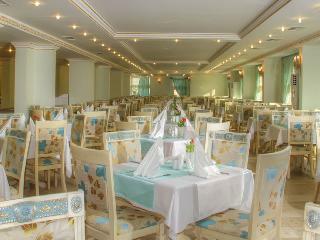 Larina Resort & Spa Hotel