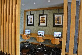Aparthotel 61 Park Otel