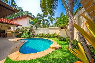 Hotel Private Beach Majestic Pool Villa Pattaya