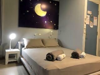 Hotel The Moon Hostel Hua Hin