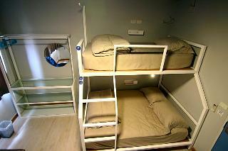 Hotel The Moon Hostel Hua Hin