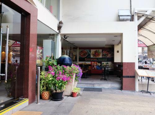 Hotel Grand Business Inn