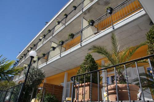 Hostal Hotel Garni Morettina