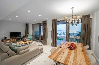Elysium Miramar Villa By Selvese