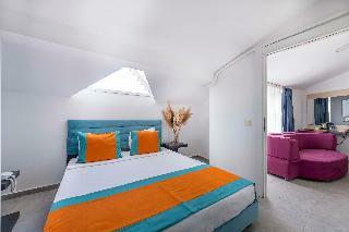 Hotel Attalos Smart Lara Star