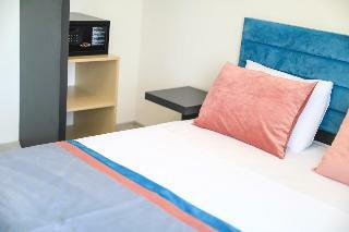 Hotel Attalos Smart Lara Star