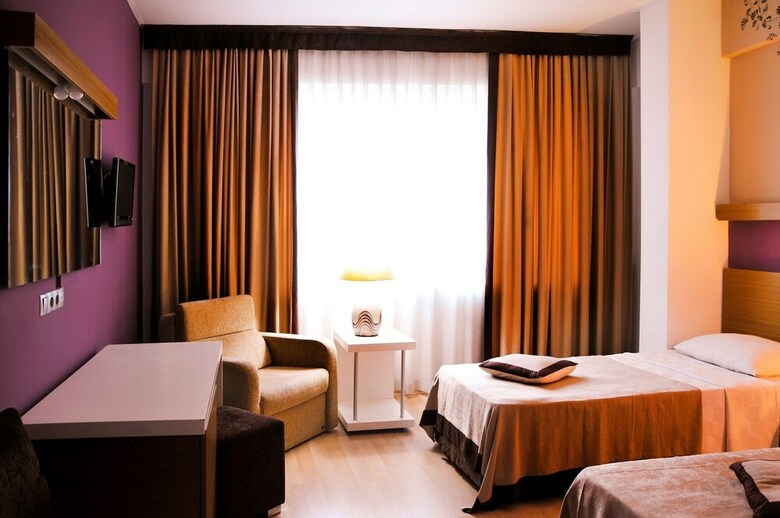 Expo Park Hotel