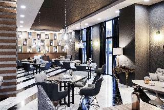Hotel Ramada Encore Basin Express