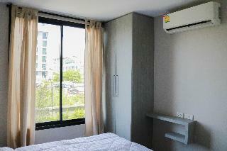 Hotel Roomquest Sukhumvit 107
