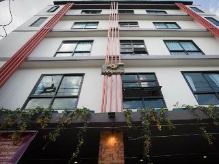 Noble Tarntong Boutique Hotel