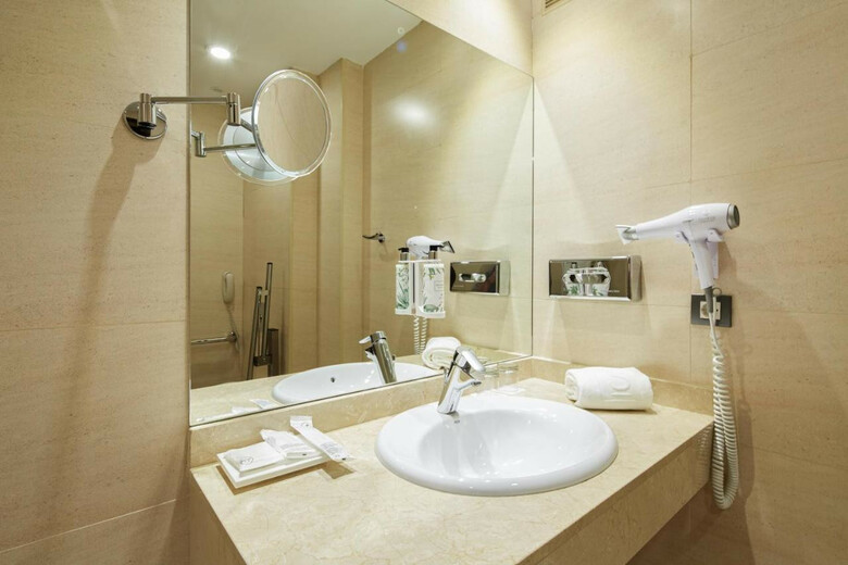 Hotel Sercotel Sant Boi