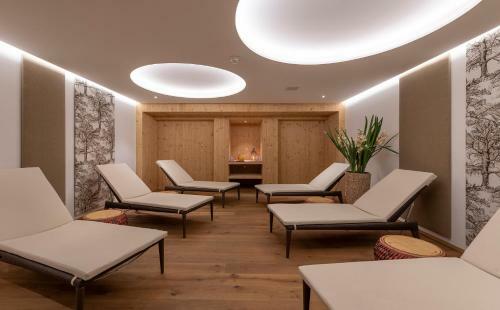 Hotel Alpina