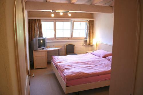 Cresta Hotel
