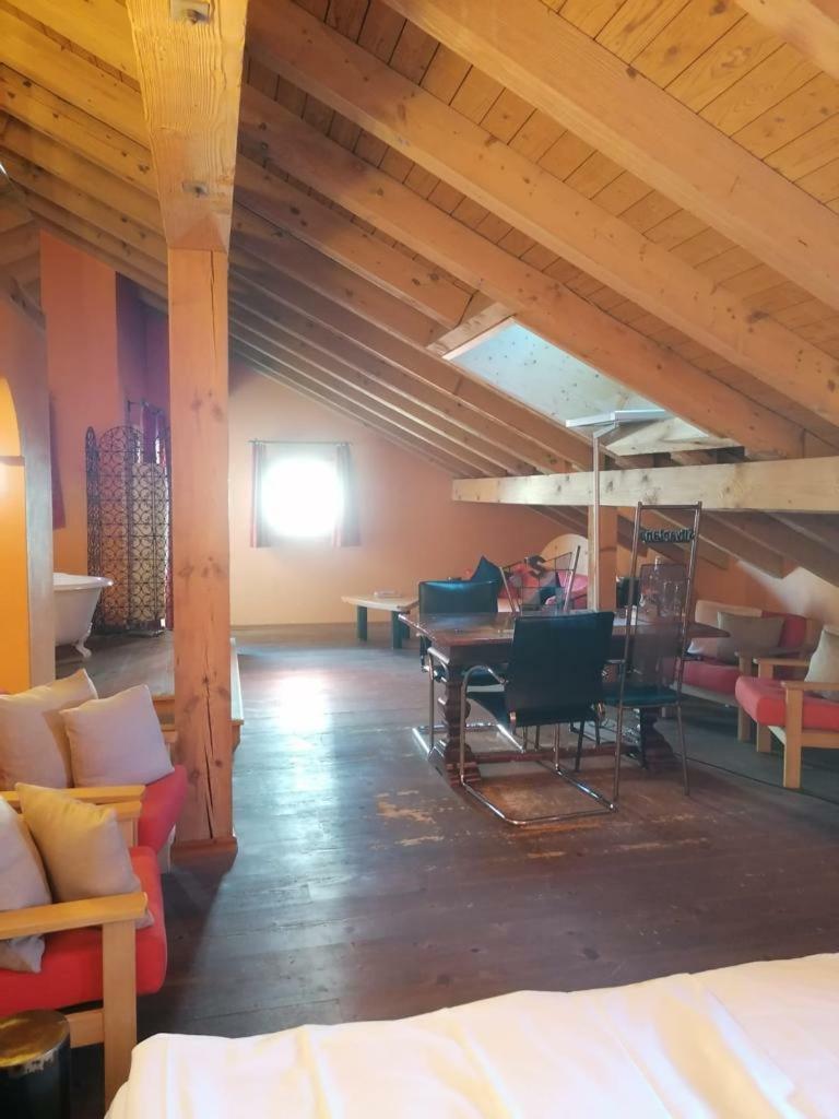 Hotel Ches'arsa Lodge