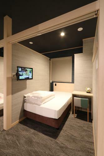 Cabin Capsule Hotel J Ship Osaka Namba