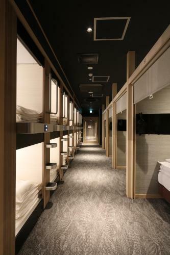 Cabin Capsule Hotel J Ship Osaka Namba
