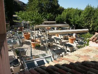 Hotel Logis H�tel La Bonne Auberge