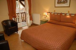 Hotel Logis H�tel Le Cheval Blanc