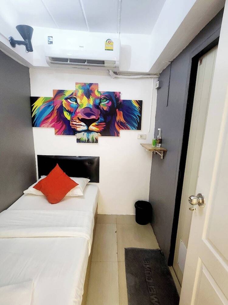 Khaosan Art Hotel