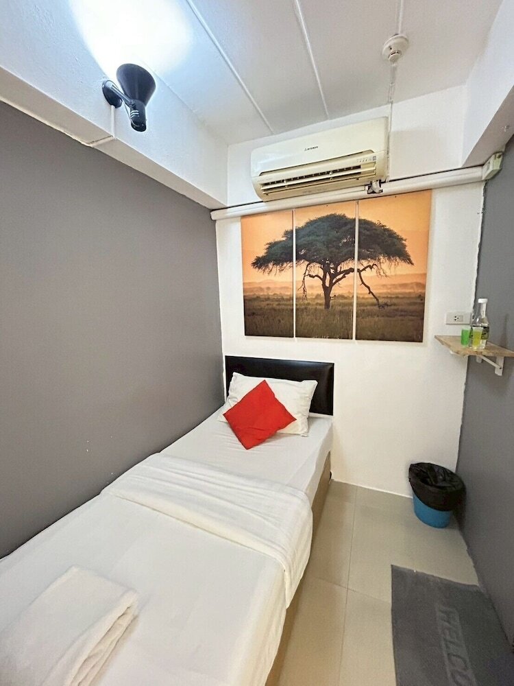 Khaosan Art Hotel
