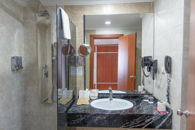 Casa Fora Beach Resort