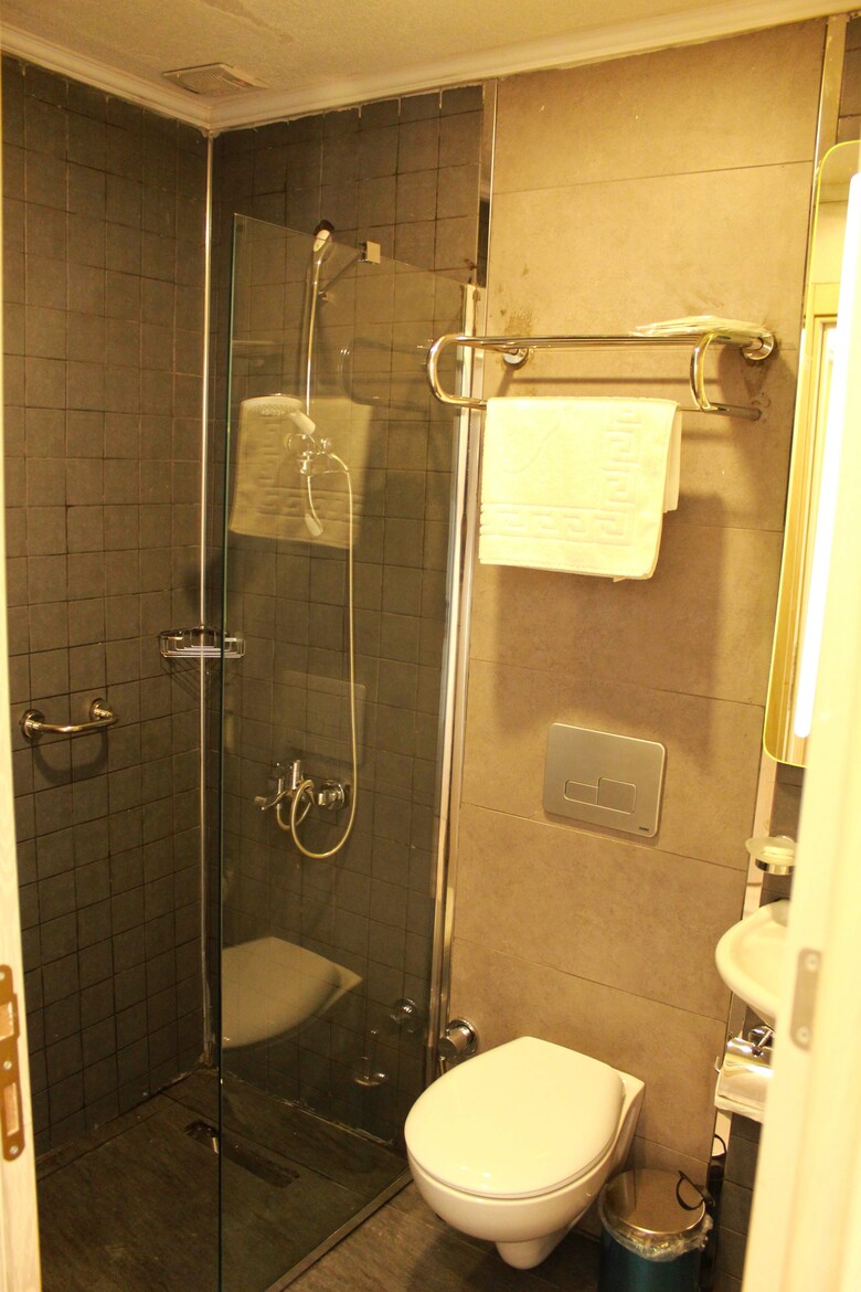 Hotel Boutique The Lola Hotel