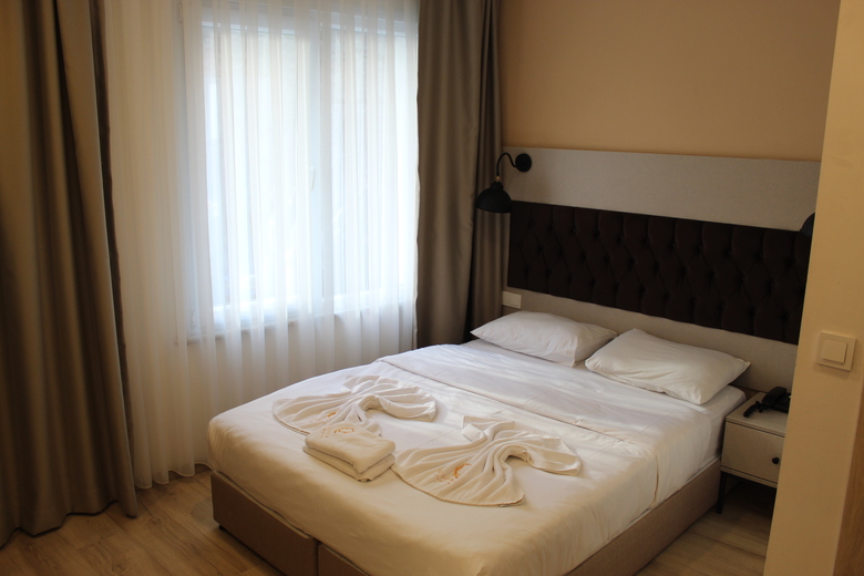 Hotel Boutique The Lola Hotel