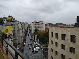 Golden Street Hotel