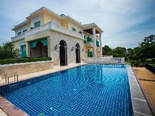 Chateau de Khaoyai Hotel Resort