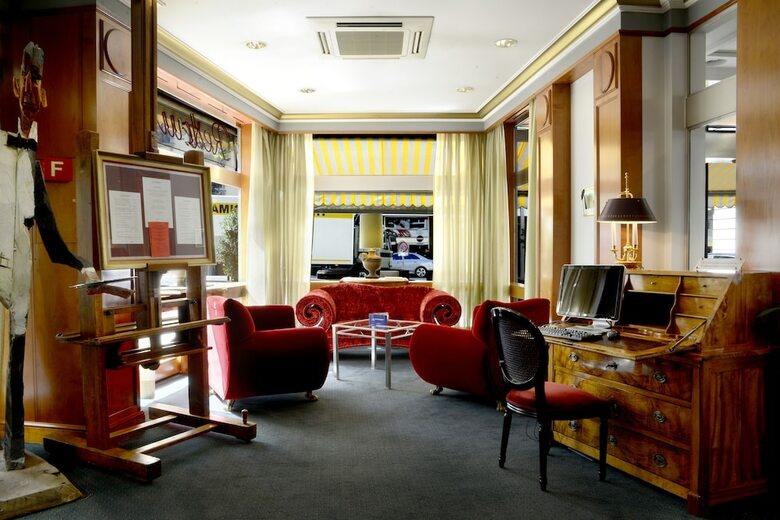 Hotel The New Midi
